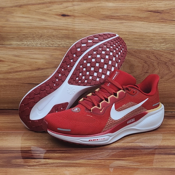 San Francisco 49ers Mens 49ers Slippers Nike NFL X Air Zoom